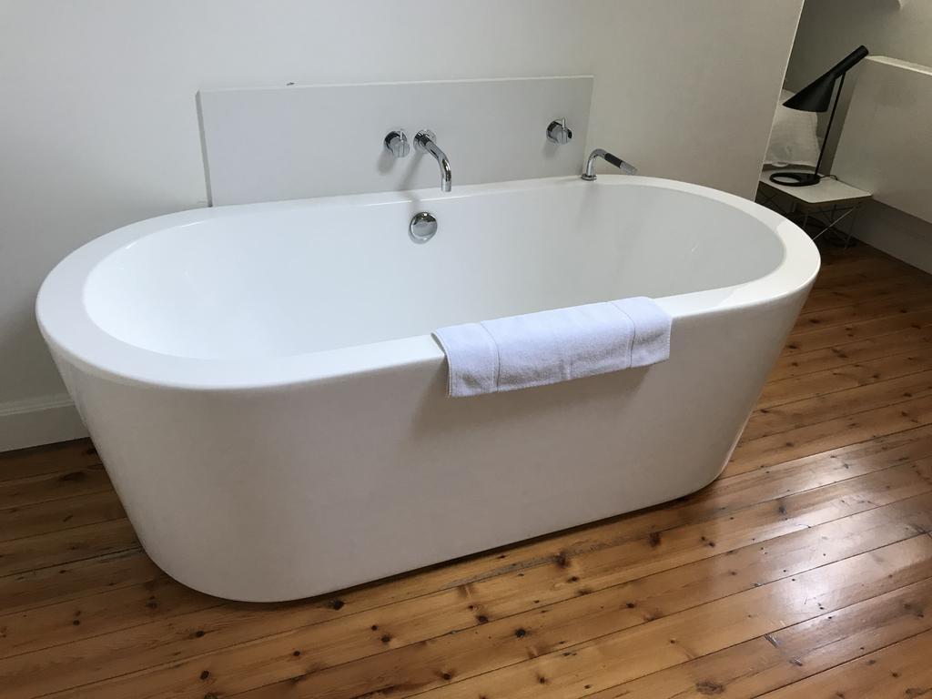 Guesthouse Bernardin Антверпен Екстериор снимка